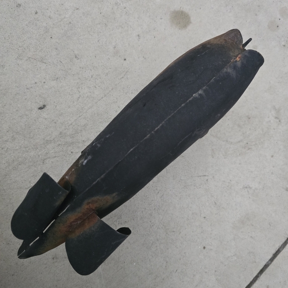 Handmade 12″ 3D Rustic Metal Pig Sculpture – Folk Art Farmhouse Decor - Picture 5 of 5